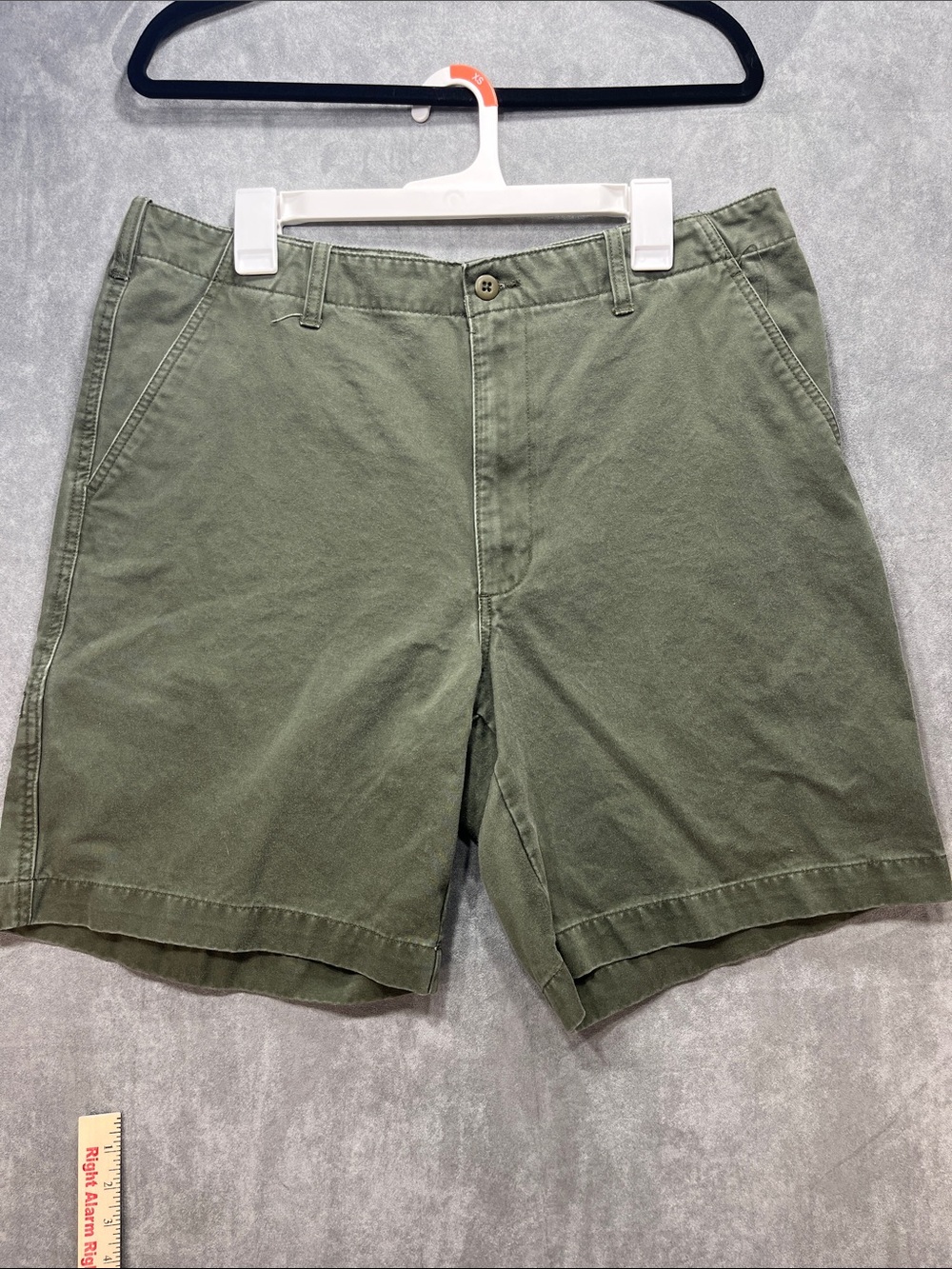 GAP Olive Green Flat-Front Men's Shorts